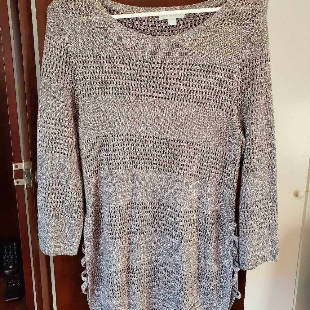 New York and Co Sweater